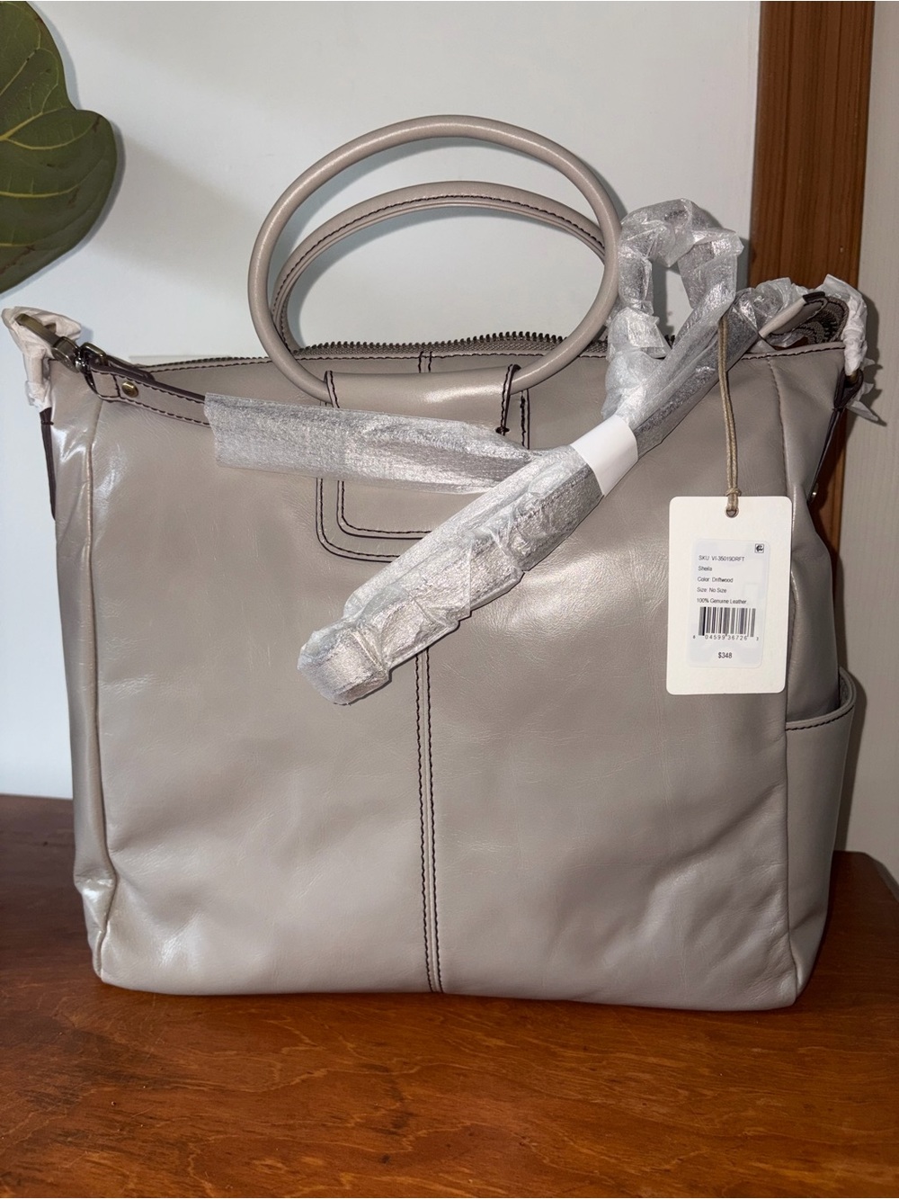 HOBO Sheila Women's Leather Tote Bag - Picture 2 of 14